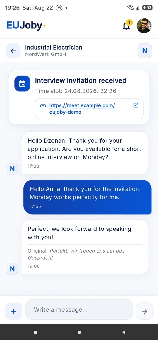 Chat with an employer showing a translated message and the German original